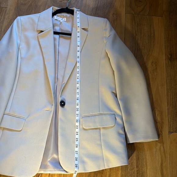 ⭐️Ladies Jacket - Picture 7 of 9